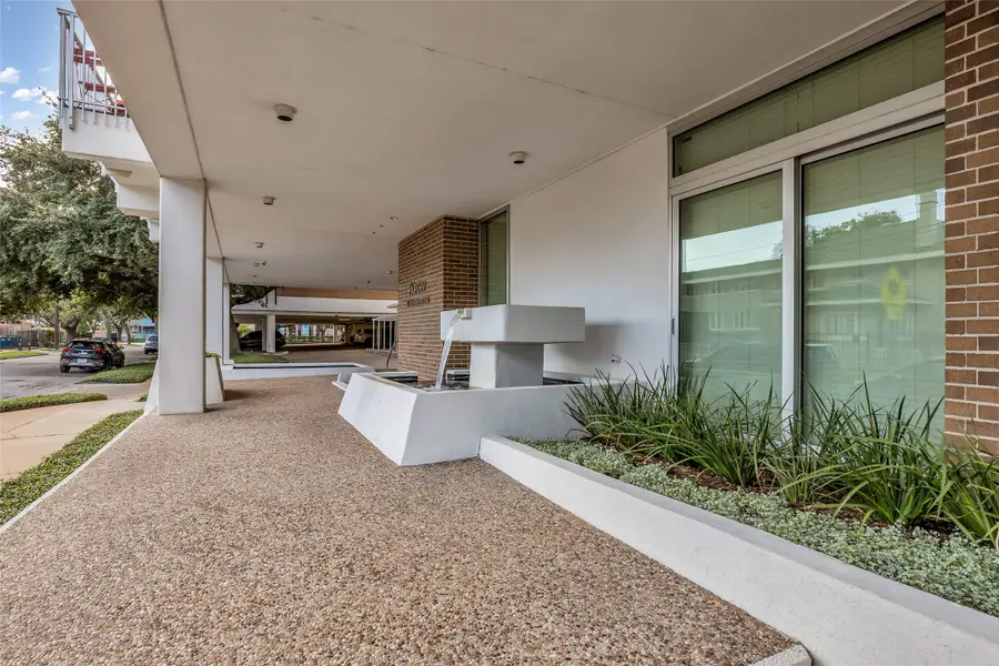 3614 Montrose Boulevard #900, Houston, TX 77006 - #3