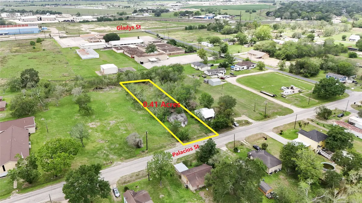 710 Palacios Street, El Campo, TX 77437 - #1