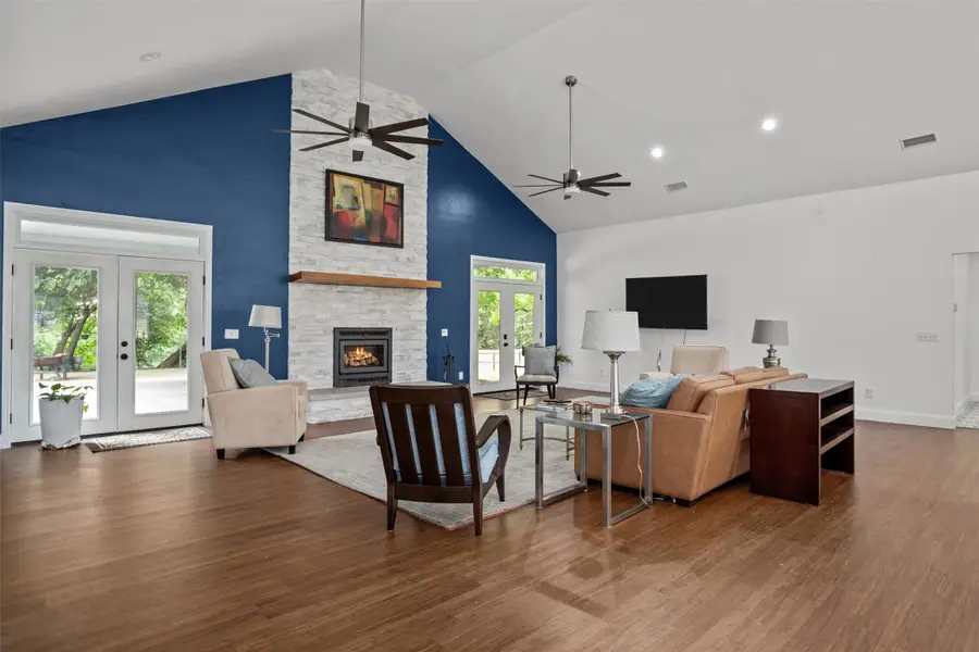 207 W Neyland, Colmesneil, TX 75938 - #2