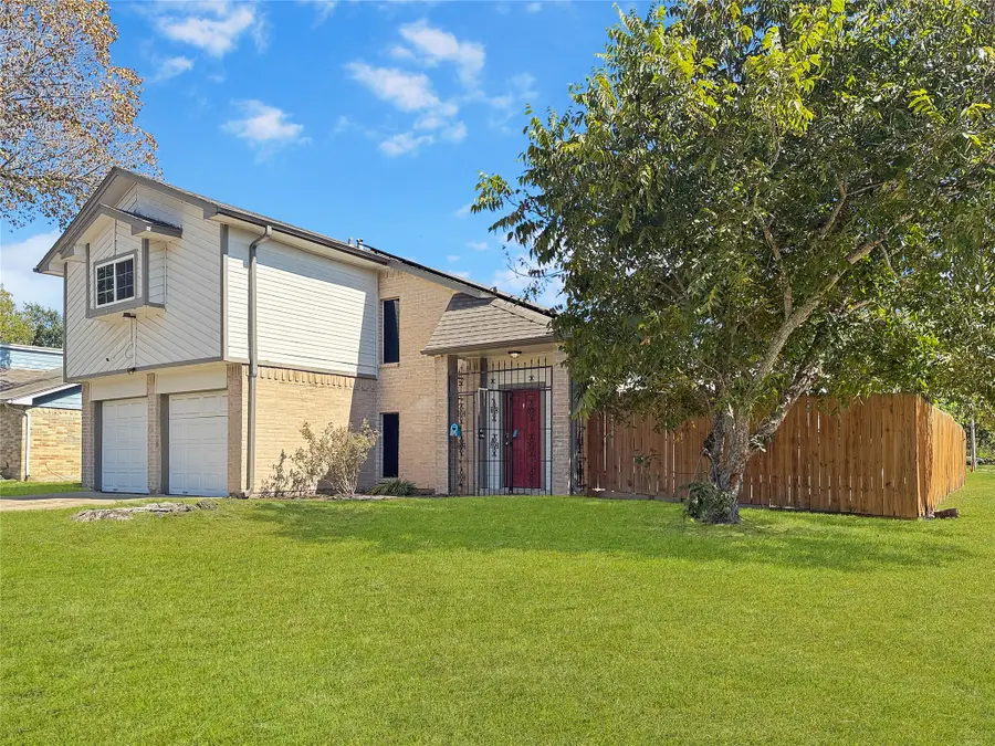 15915 Maczali Court, Stafford Missouri City, TX 77489 - #2