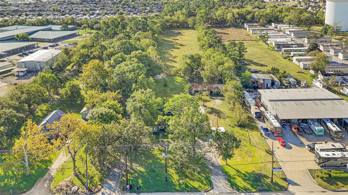 2926 Massey Tompkins Road, Baytown, TX 77521 - #1