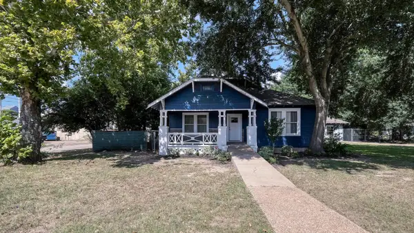 1203 Penick Road, Waller, TX 77484