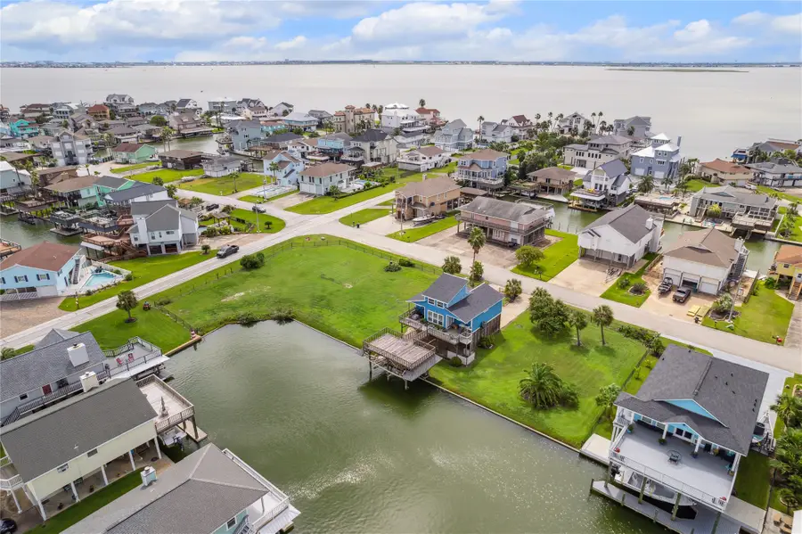 1310 & 1314 Maui Drive, Tiki Island, TX 77554 - #3