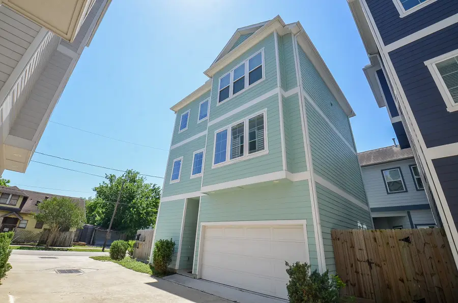 204 Burr Street #G, Houston, TX 77011 - #2