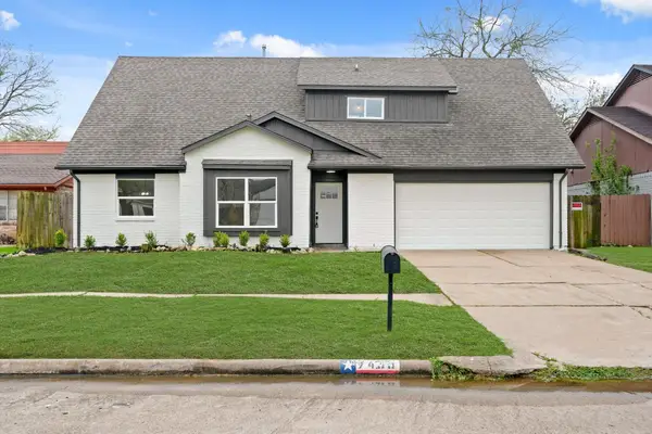 7435 Neal Ridge Drive, Houston, TX 77489