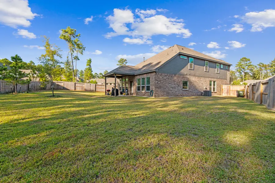 107 Violet Carson Court, Willis, TX 77318 - Image #2