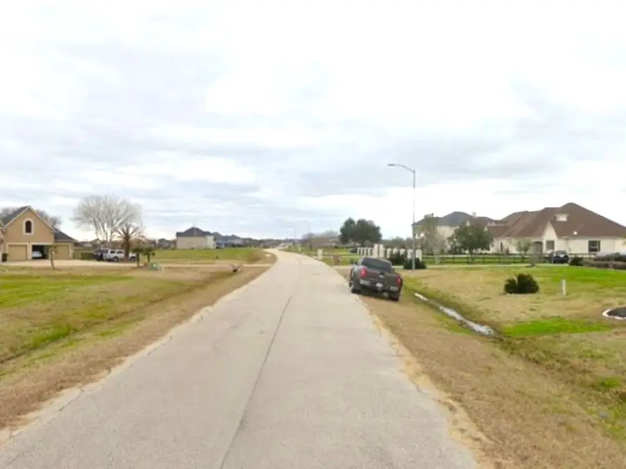 13711 Lake Ridge Drive, Richmond, TX 77469 - #3