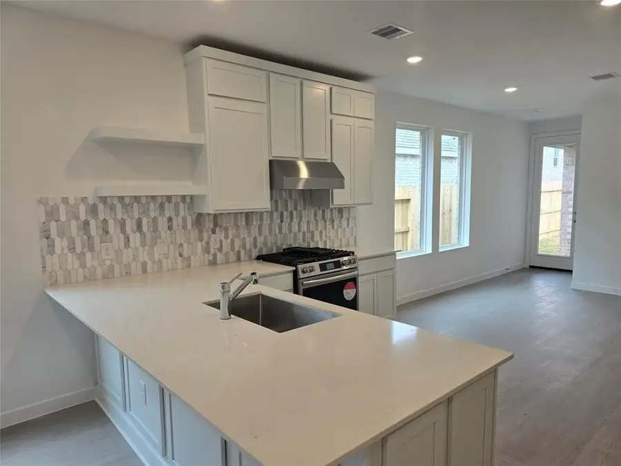 5107 Santa Cruz Bay, Richmond, TX 77469 - Image #3