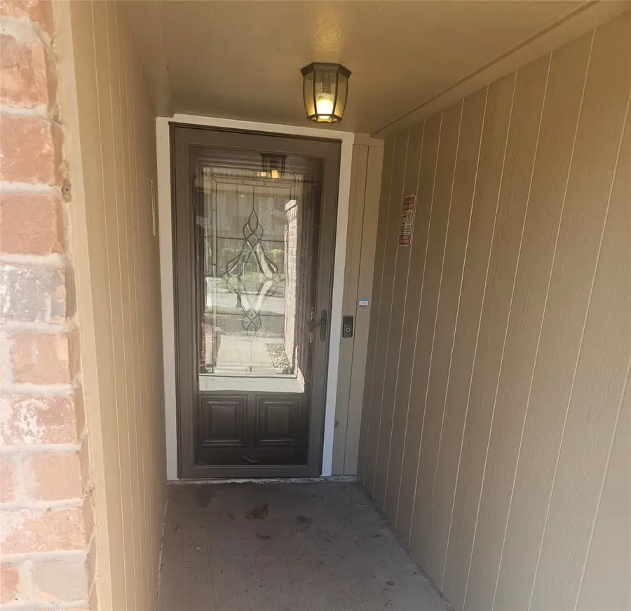 16718 Running Quail Court, Stafford Missouri City, TX 77489 - Image #3