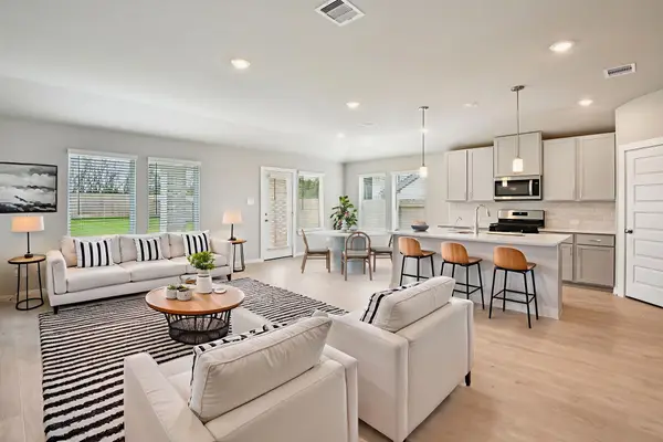 6436 Green Clover Lane, Pearland, TX 77584