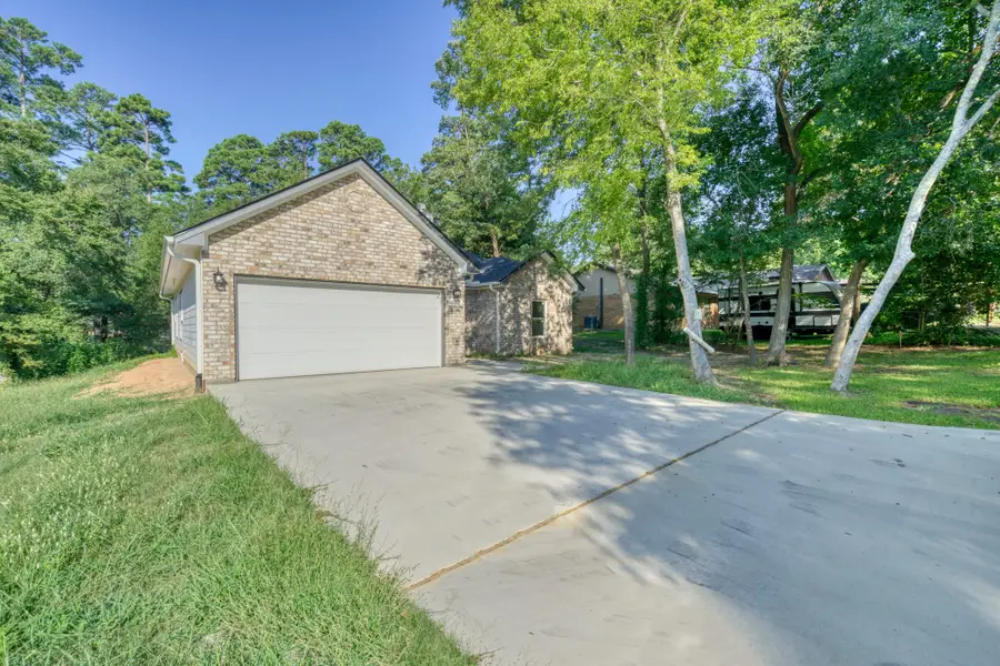 1112 Holly Springs, Huntsville, TX 77320 - #2