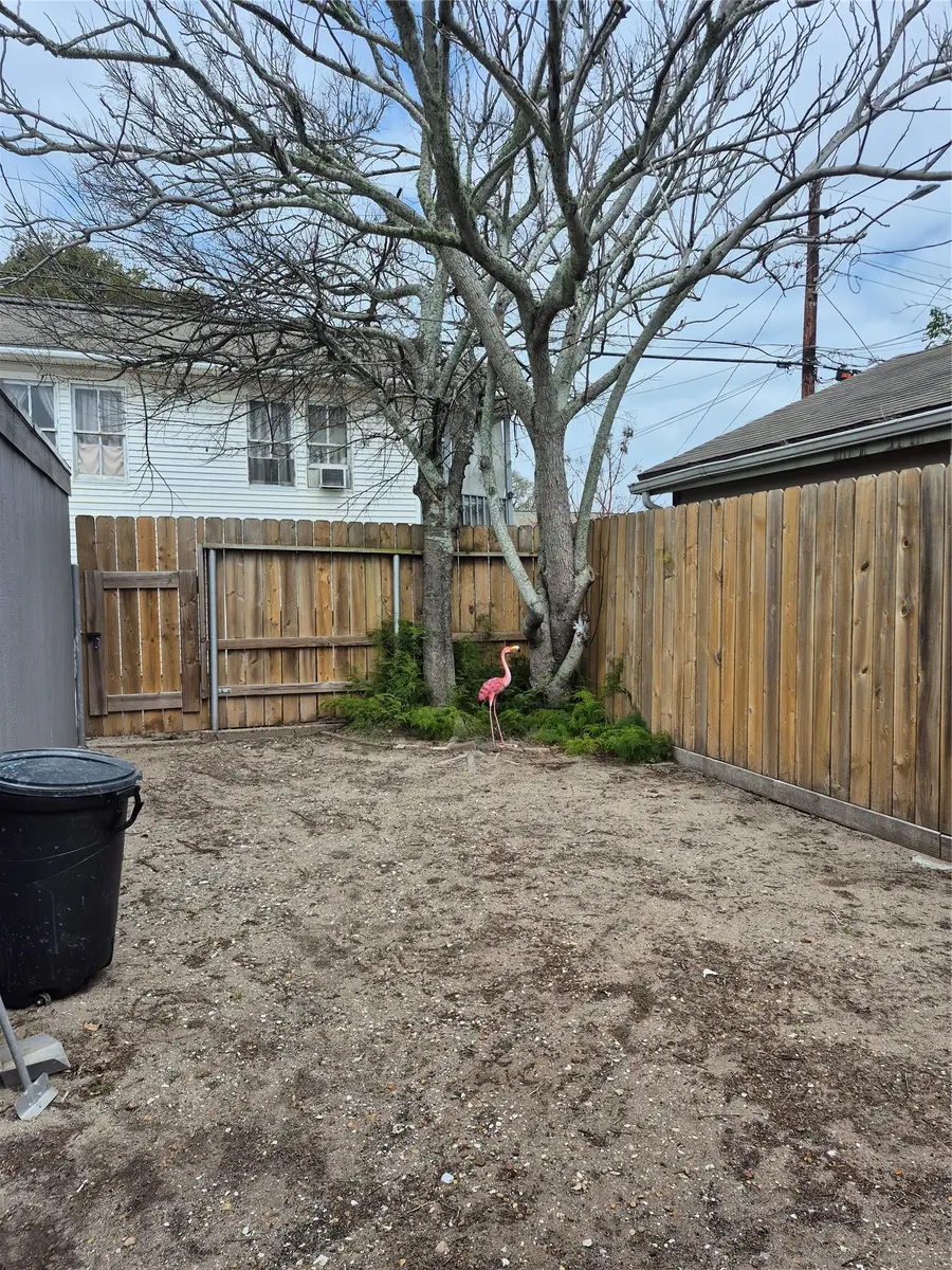 5120 Avenue S, Galveston, TX 77551 - #3