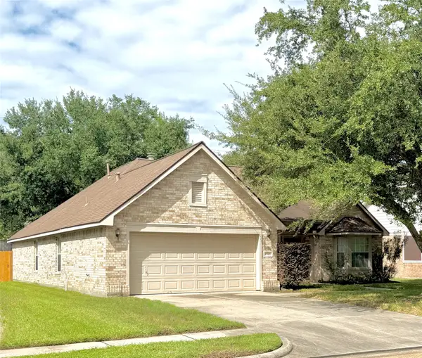 10707 Overton Circle, Houston, TX 77065