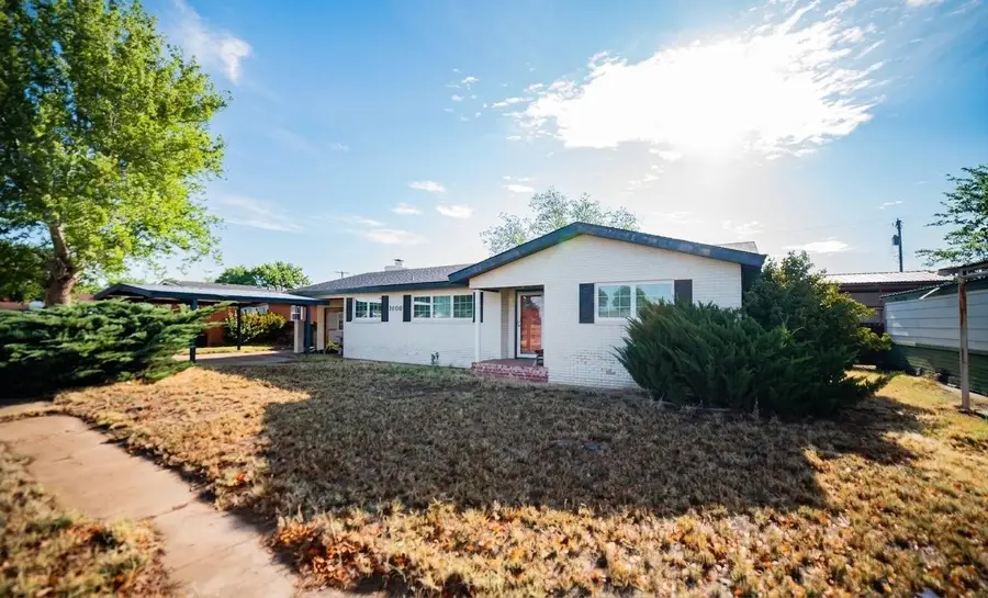 1106 N Avenue F, Denver City, TX 79323 - #3