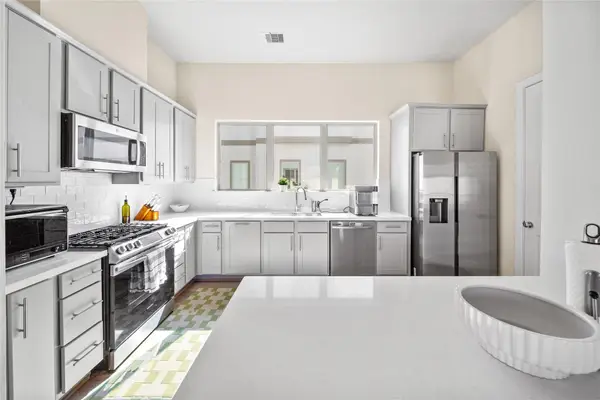 5232 Schuler Street, Houston, TX 77007