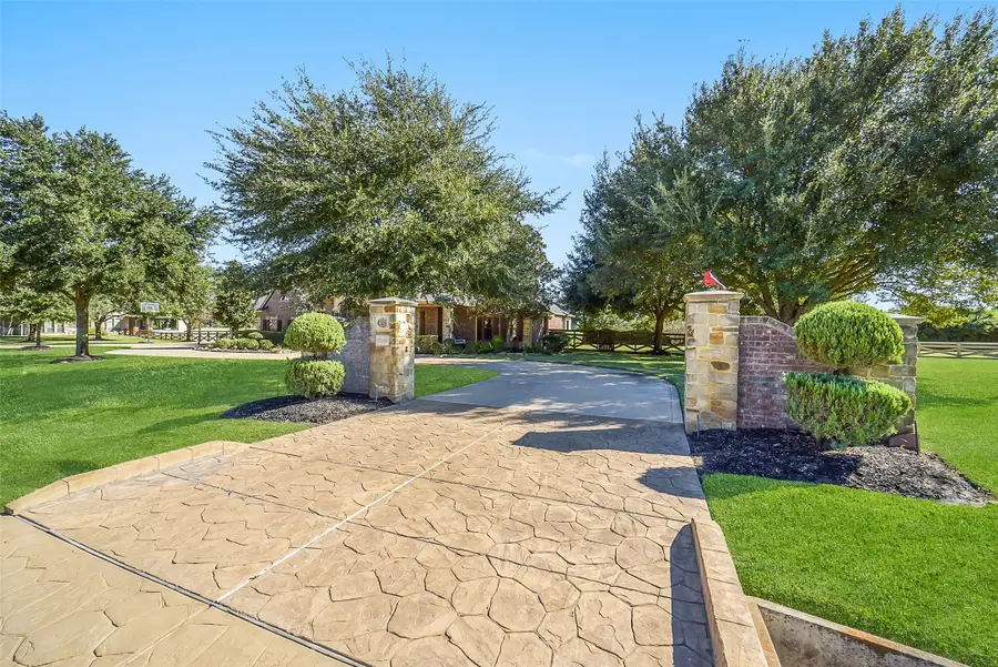 22114 E Meadowhurst Circle E, Tomball, TX 77377 - Image #3