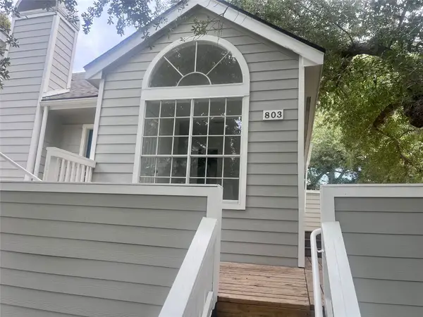 111 Dunbar Estates Drive #803, Friendswood, TX 77546