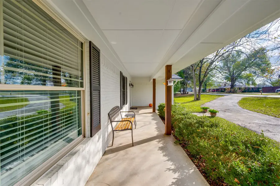 215 Perryman Road, Lindale, TX 75771 - Image #3