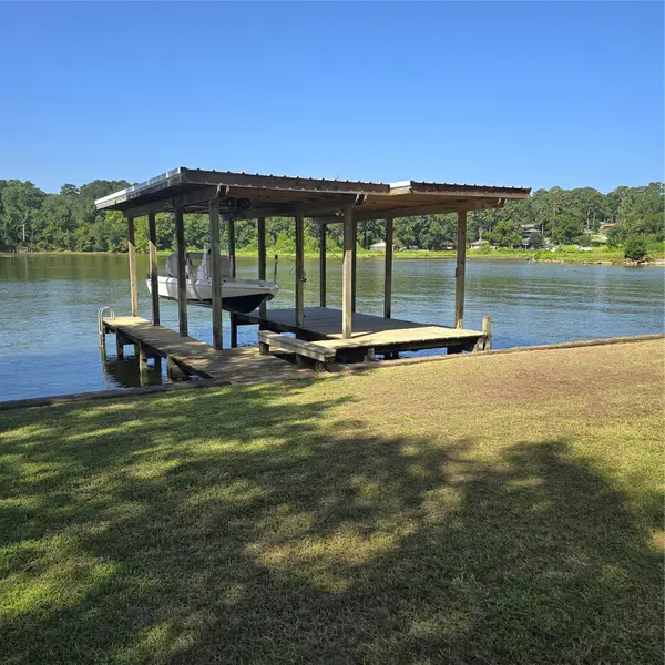 72 Edgewater Way, Point Blank, TX 77364