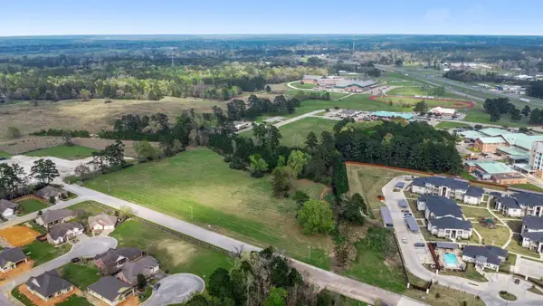 008 W Park Drive, Livingston, TX 77351