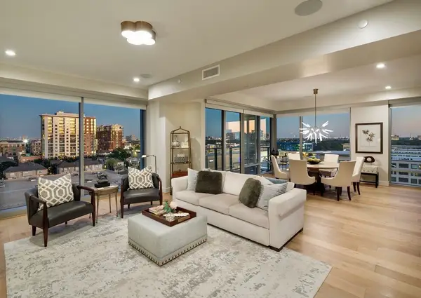 2047 Westcreek Lane #1004, Houston, TX 77027