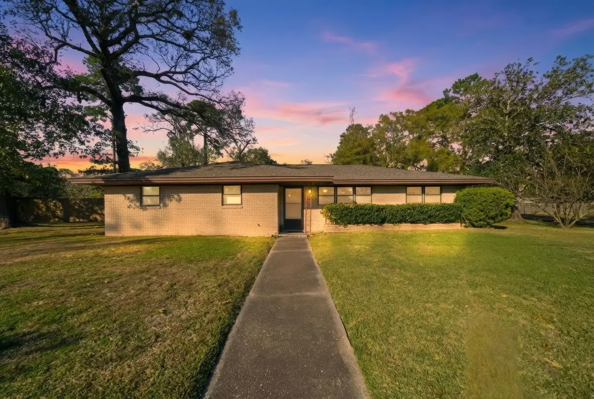 211 Frances Street, Cleveland, TX 77328 - #1