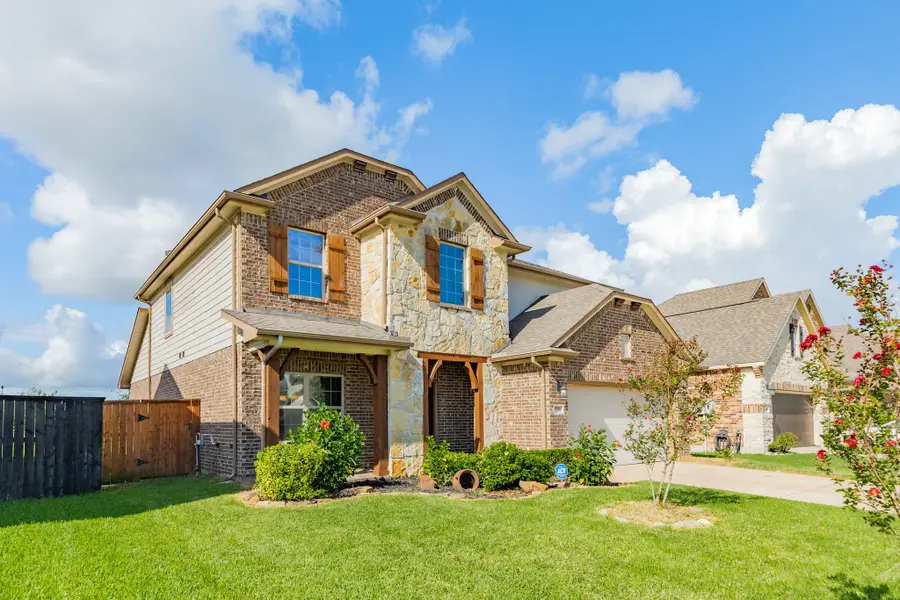 2814 Baywater Creek Lane, Pearland, TX 77089 - Image #2