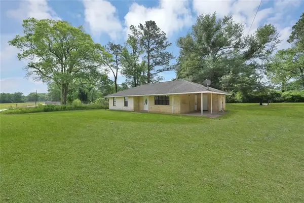 200 Lilley Road, Shepherd, TX 77371