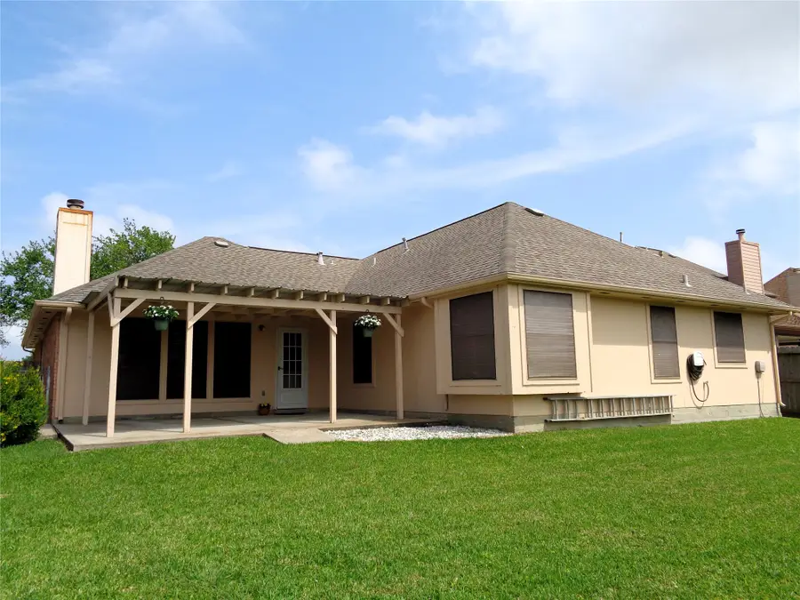 2617 15th Street N, Texas City, TX 77590 - #2