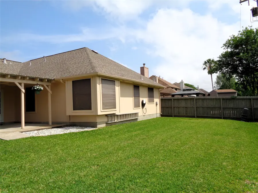 2617 15th Street N, Texas City, TX 77590 - #3