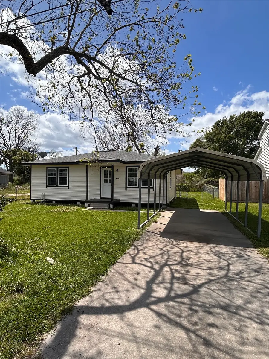 170 Lois Street, Clute, TX 77531 - #3