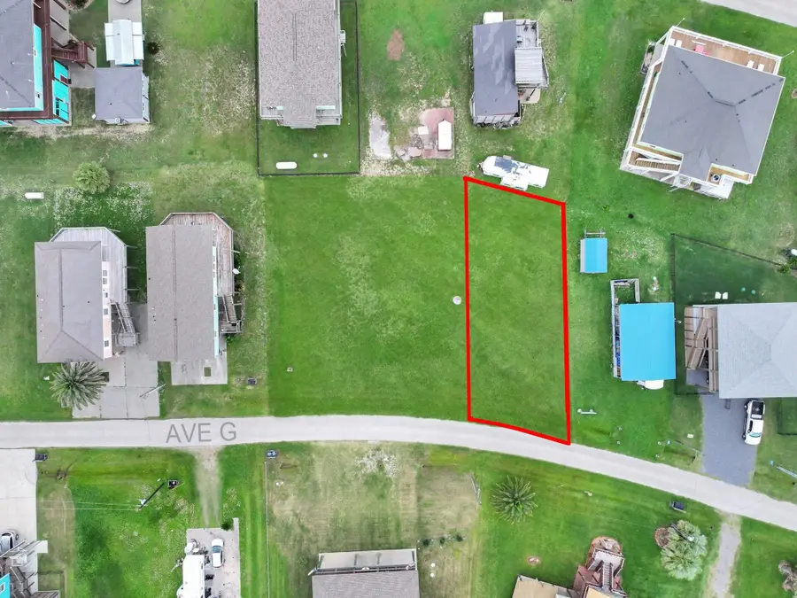 1958 Avenue G, Crystal Beach, TX 77650 - #3