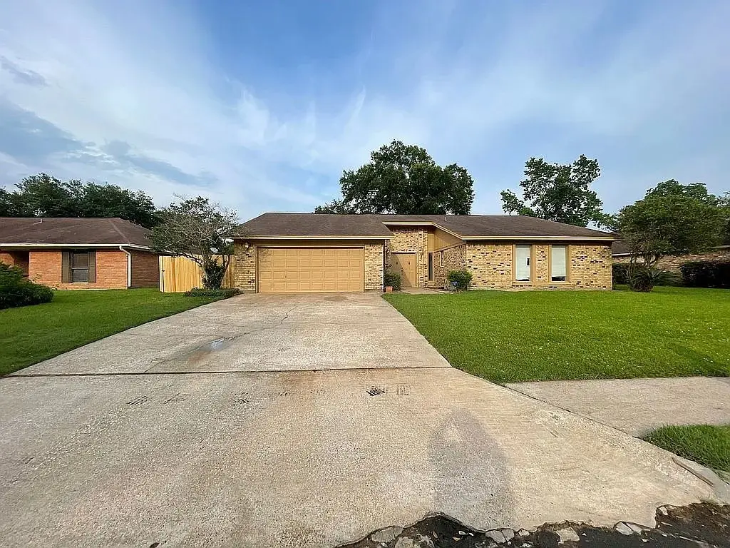1070 Shakespeare Drive, Beaumont, TX 77706 - #1