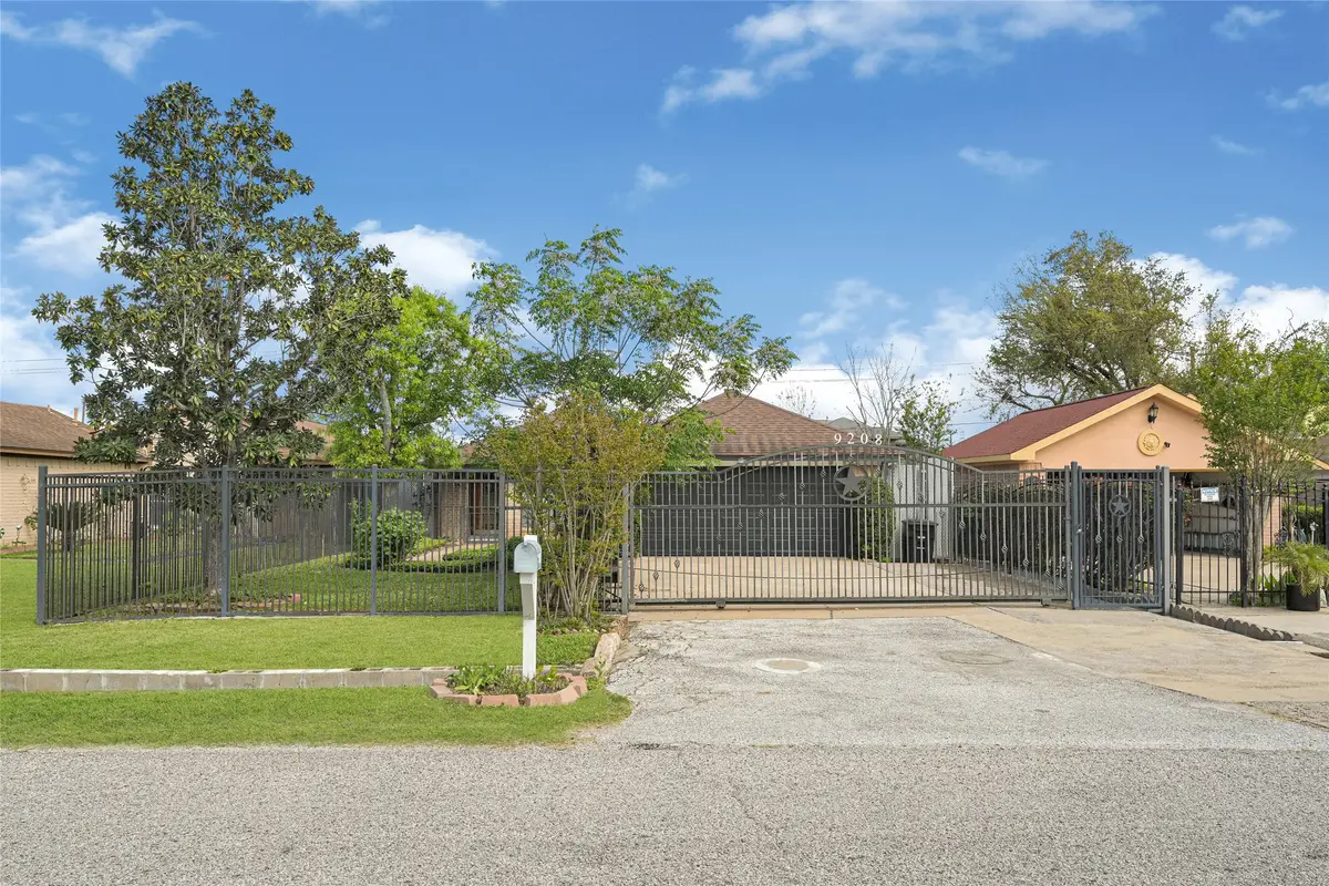 9208 Carousel Lane, Houston, TX 77080 - #1