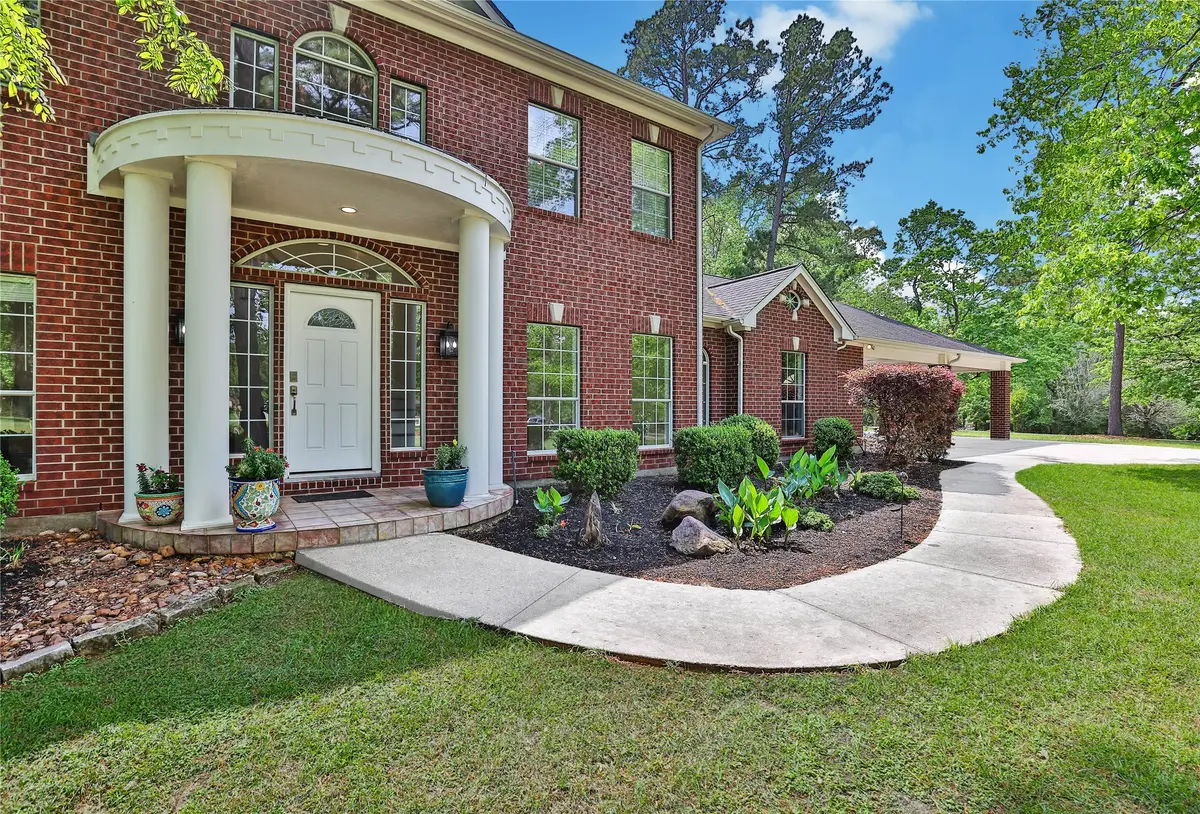 8920 Forest Lake Drive, Montgomery, TX 77316 - #1