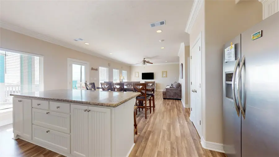 1965 Ave J, Crystal Beach, TX 77650 - #3