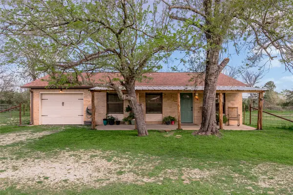 918 Fm 247 Road, Huntsville, TX 77320