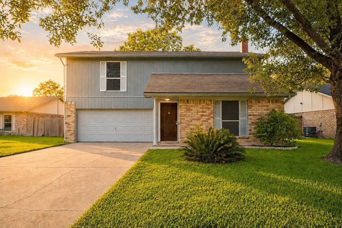 3706 Royal Manor Drive, Houston, TX 77082 - #1