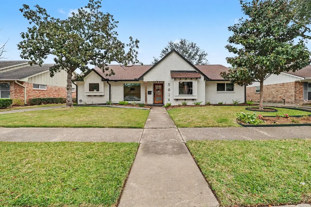 5814 Braesheather Drive, Houston, TX 77096 - Image #1