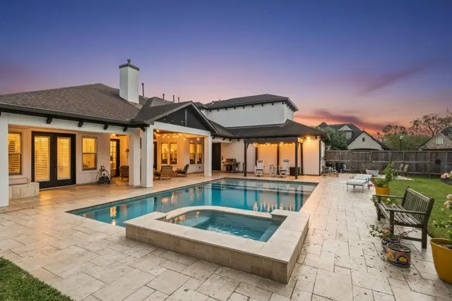 1702 Hunters Trail, Friendswood, TX 77546 - Image #2