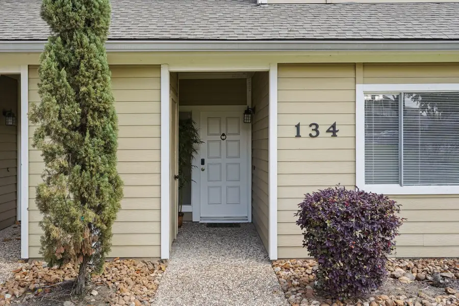 134 April Point Drive S, Conroe, TX 77356 - #2