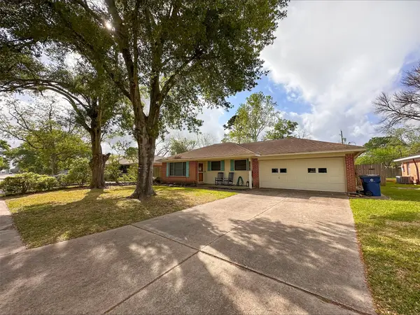 720 Northridge, Angleton, TX 77515