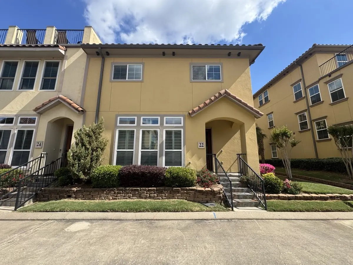 22 W Oaks Drive, Pasadena, TX 77058 - #1