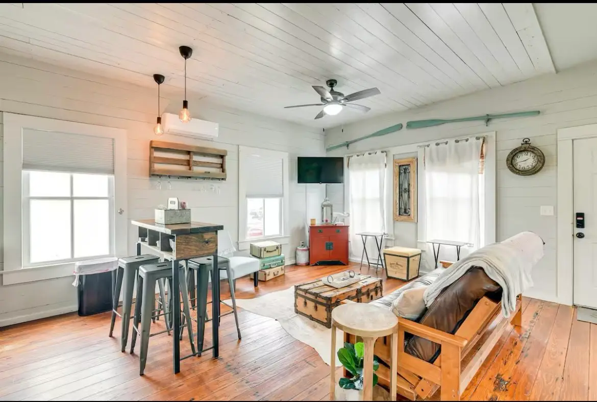 4107 Avenue M 1/2, Galveston, TX 77550 - #1