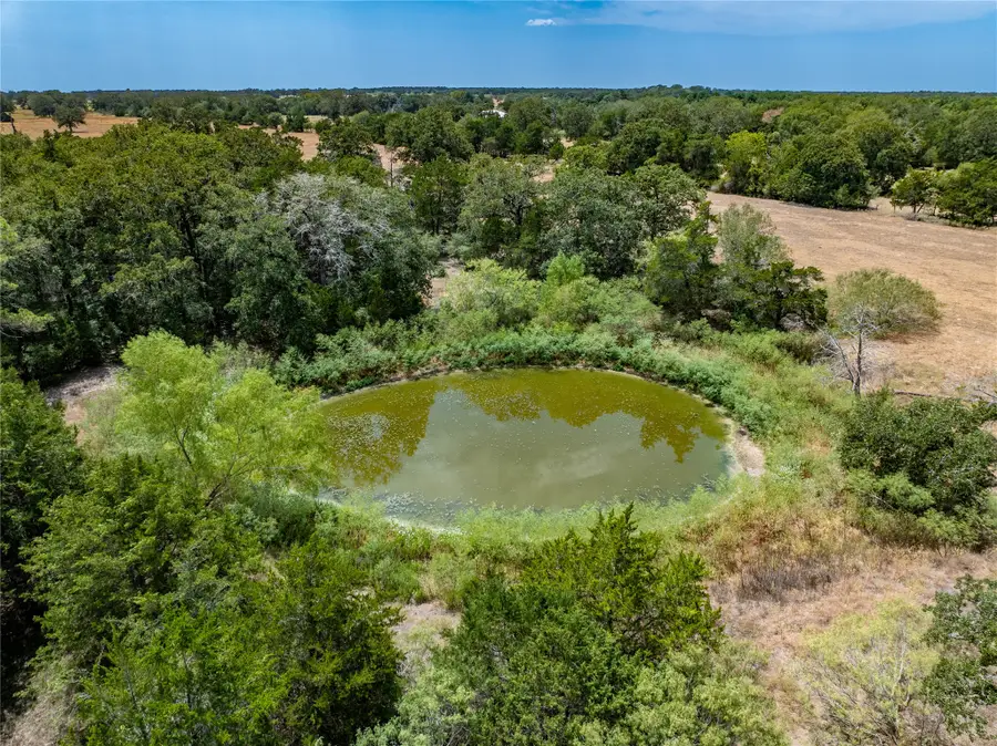 1046 Tx-71, West Point, TX 78963 - #2