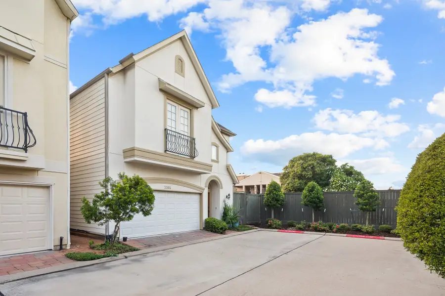 2202 Hilshire Terrace Court, Houston, TX 77080 - Image #2