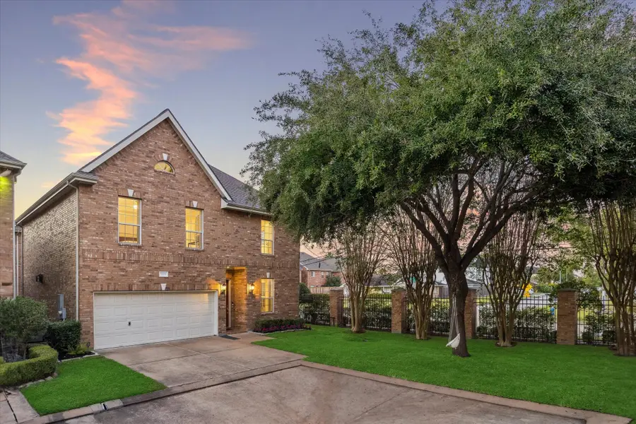 1315 Shady Villa Pine, Houston, TX 77055 - Image #2