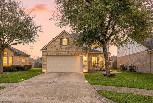 5911 Rosemary Circle, Baytown, TX 77521