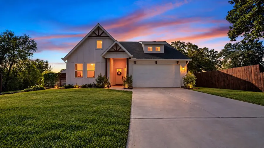 1310 Bridge Street, Brenham, TX 77833 - #2