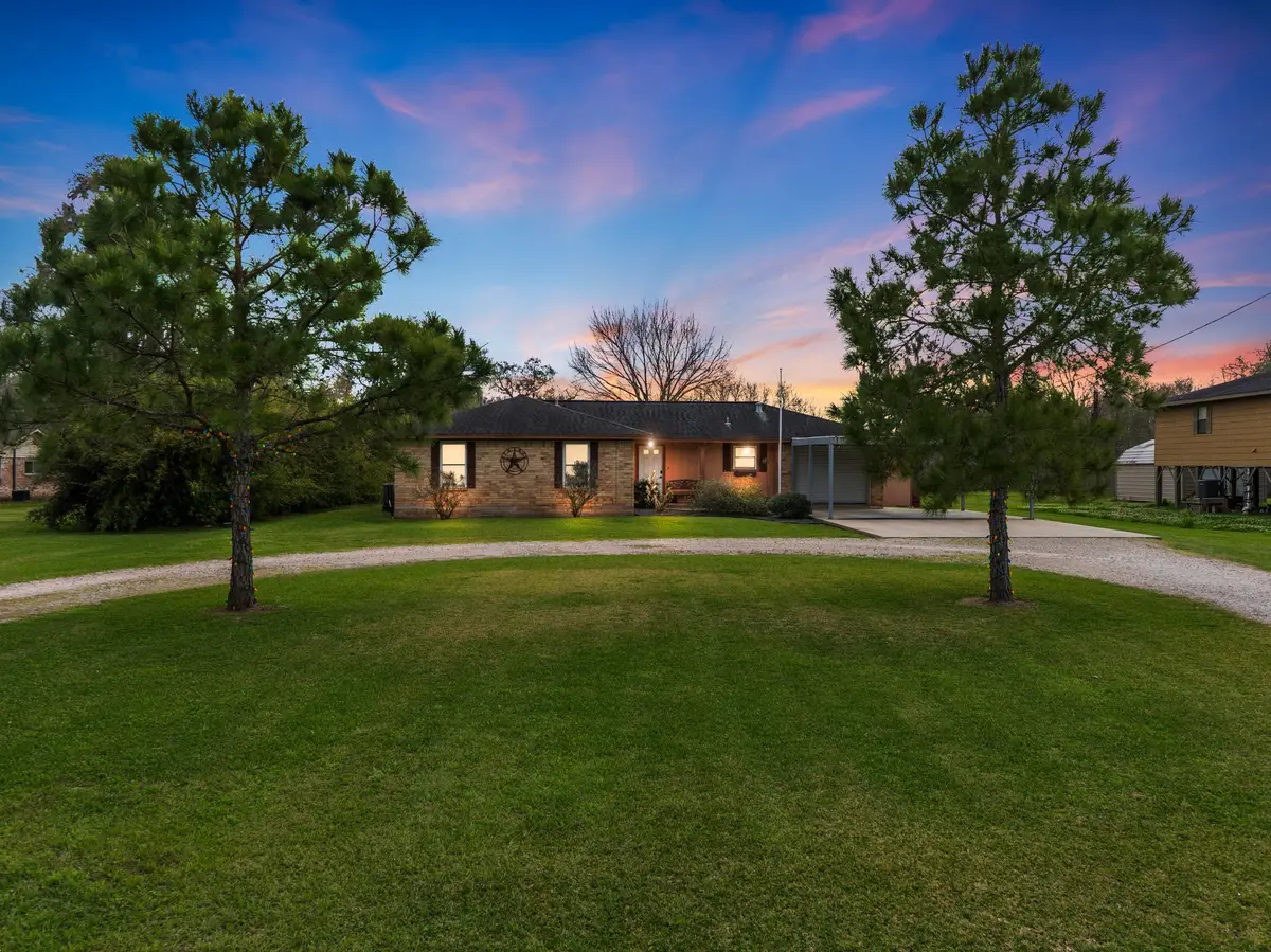319 County Road 912a, Brazoria, TX 77422 - #1